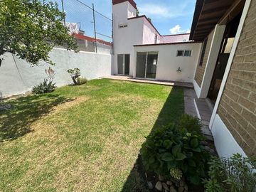 Casa de un piso en Fracc. Arboledas San Ignacio