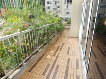 apartamento en venta en paraiso. Cod V86005