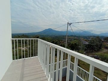 VILLA BARU KOLAM RENANG BANDUNG TIMUR