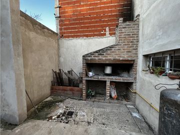 Vendo Casa con Local en Concepción del Uruguay, Entre Ríos.