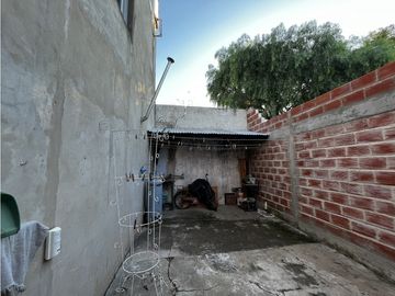 Vendo Casa con Local en Concepción del Uruguay, Entre Ríos.