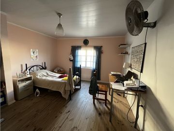 Vendo Casa con Local en Concepción del Uruguay, Entre Ríos.