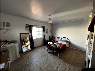 Vendo Casa con Local en Concepción del Uruguay, Entre Ríos.