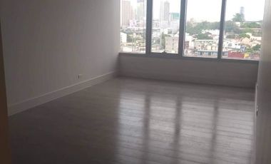 Condominium for Sale 3 Bedrooms: 3BR Flat Condo for Sale in Proscenium Sakura Tower Rockwell Makati