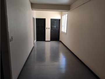 VENTA DE DEPARTAMENTO DE CATEGORA-CALLE 9 DE JULIO,CIUDAD DE MENDOZA.