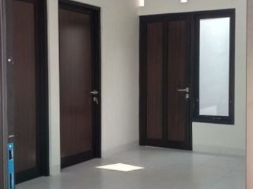 DIJUAL RUMAH TERMURAH DI SLEMAN STRATEGIS 375 JUTA FURNISHED