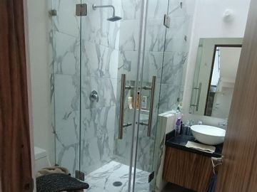 Venta de Exclusiva Residencia en Residencial La Vista