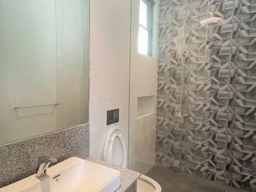 For Sale: Brand New House and Lot in Ayala Heights, Quezon City