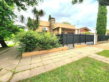 Casa en venta en Ituzaingo Sur