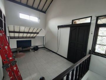Rumah Siap Huni Klasik Terawat Di Arcamanik Bandung Timur
