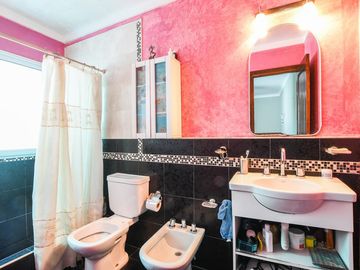 CASA VENTA 4 DORMITORIOS FISHERTON ROSARIO