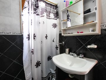 CASA VENTA 4 DORMITORIOS FISHERTON ROSARIO