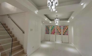 House and lot for sale in Cebu City, Gated in Lahug close to Ayala Center