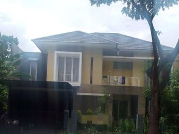 Rumah Minimalis Mewah Lokasi Jalan Utama Royal Residence