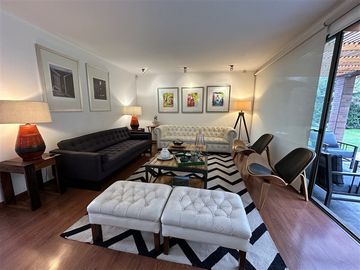 Casa en venta de 5 dorm. en condominio Las Pircas