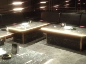 CEPAT Gedung Ex Karaoke di Arjuna Utara Grogol Jakbar MURAH