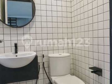 Rumah Fully Furnished Lengkap Swimpool di Cipete Akses Mudah ke MRT