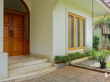 Disewakan Single House di Kemang & Kondisi Un Furnished By Sava Jakarta Properti HSE-A0617