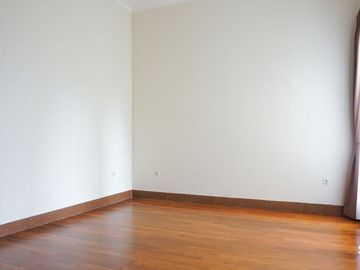 Disewakan Single House di Kemang & Kondisi Un Furnished By Sava Jakarta Properti HSE-A0617