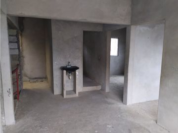 Casa 3 recs. en obra gris, colonia Jardín Juárez Jiutepec, Mor.
