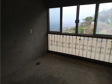 Casa 3 recs. en obra gris, colonia Jardín Juárez Jiutepec, Mor.