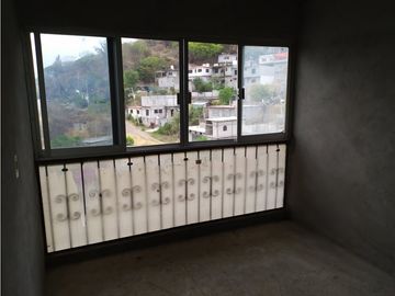 Casa 3 recs. en obra gris, colonia Jardín Juárez Jiutepec, Mor.