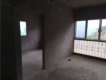 Casa 3 recs. en obra gris, colonia Jardín Juárez Jiutepec, Mor.