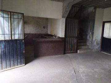Casa 3 recs. en obra gris, colonia Jardín Juárez Jiutepec, Mor.