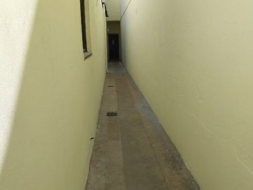 Casa PH en venta en Lanus Oeste