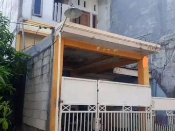 Rumah jl Kalilom Listrik 1300 watt Strategis Umsse