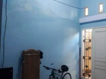 Rumah jl Kalilom Listrik 1300 watt Strategis Umsse