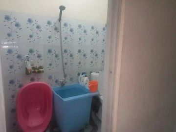 Rumah jl Kalilom Listrik 1300 watt Strategis Umsse