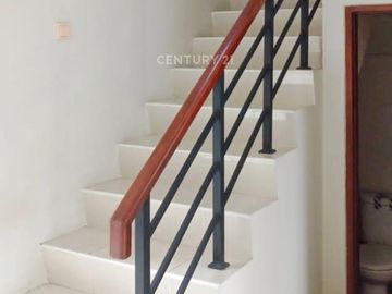 Rumah Di Premier Terrace Ciracas Jakarta Timur