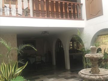 Casa en Venta en Fracc.  Rincón del Bosque, Los Fuertes.