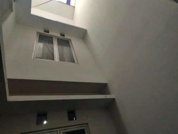 Rumah Minimalis di Arcamanik Dekat Antapani & Cisaranten