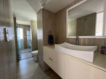 CASA EN VENTA LOMAS DE COCOYOC JARDIN Y ALBERCA 4R