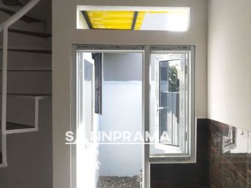 RNELIH Rumah Desain Mewah Spek Premium Dekat Tol Desari