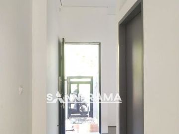 RNELIH Rumah Desain Mewah Spek Premium Dekat Tol Desari