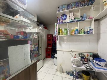 Venta 2 Locales Comerciales Haydn 3195, San Joaquín.