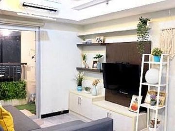 JUAL Apartemen The Wave special furnish 2BR view pool