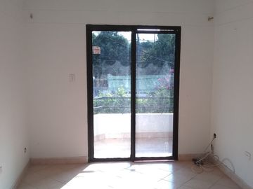casa en venta en lleras restrepo. Cod V12653
