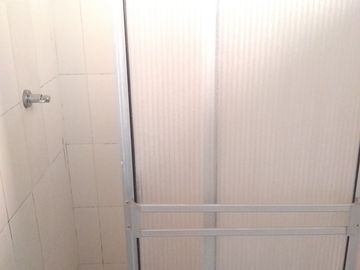 casa en venta en lleras restrepo. Cod V12653