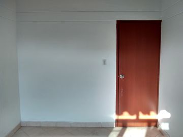 casa en venta en lleras restrepo. Cod V12653