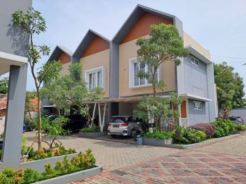 For Rent Minimalist Modern Townhouse at Ciputat