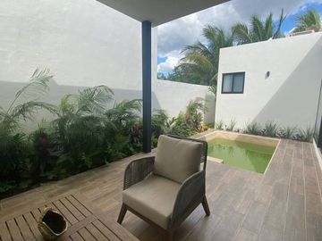 CASA EN VENTA MÉRIDA, RESIDENCIAL DE LUJO EN ZONA DE ALTA PLUSVALIA