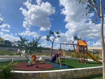 CASA EN VENTA MÉRIDA, RESIDENCIAL DE LUJO EN ZONA DE ALTA PLUSVALIA