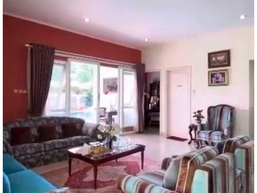 Dijual rumah di Kemang