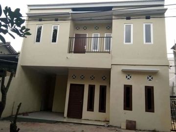 Rmh second 2 lantai terawat murah cipayung,Depok