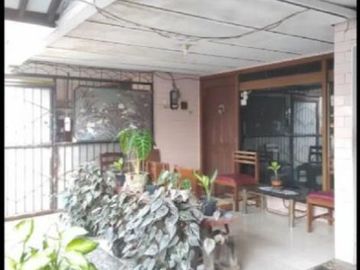 Dijual Rumah Semolowaru Selatan, Dekat Universitas, Surabaya Timur