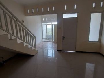 Rumah Minimalist 2 lantai Medokan Sawah Timur